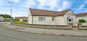 2 bed bungalow for sale