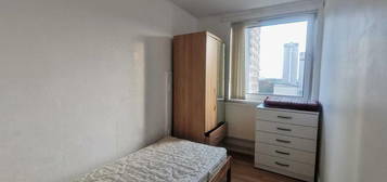 1 bedroom flat share