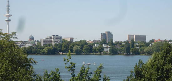 Alster-Wohnung 4-Zi. mit direktem Blick auf die Alster