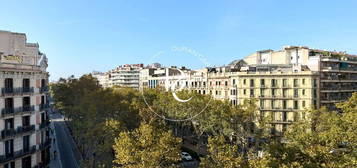 Piso en venta en Gran Via de Les Corts Catalanes, Sant Antoni