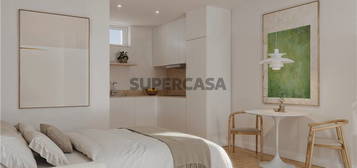 Apartamento T0 novo, no Vila Ourique, em Lisboa