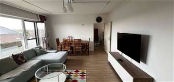 Geschmackvolle 3-Raum-Wohnung mit gehobener Innenausstattung mit Einbauküche in Meerbusch