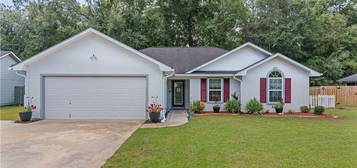 122 Hydrangea Rd, Kingsland, GA 31548