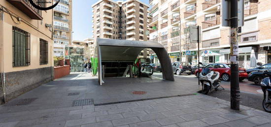 Piso en venta en Manuel de Falla, Centro - Sagrario