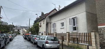 Maison  à vendre, 5 pièces, 4 chambres, 67 m²