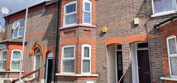 4 bed terraced house to rent