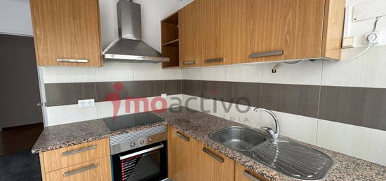 Arrendamento de Apartamento T2  em Almada