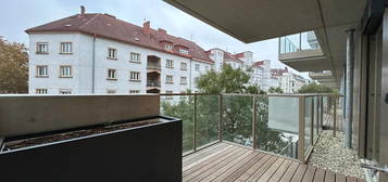 Erstbezug: 2-Zimmer Wohnung mit Balkon &amp; Badewanne - Ausblick Nordbergstraße - Nahe U4 - hauseigenes Gym, Waschküche, Co-Working Space &amp; Dachterrasse