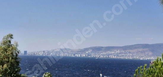 Susuzdede'de Deniz Manzaralı,Cadde Üstü Sahibinden Satılık Daire