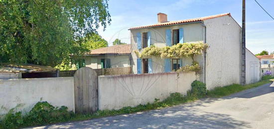 Maison  à vendre, 3 pièces, 2 chambres, 91 m²