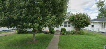 601 W  Sycamore St, Boonville, IN 47601