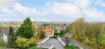 Ideal für Anleger: Vermietete 1-Zimmer-Wohnung mit Loggia und herrlichem Ausblick