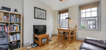 Flat to rent in Penton Street, Angel Islington, London N1