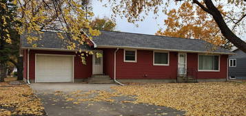 201 6th St, Danube, MN 56230