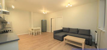 2 bed flat to rent