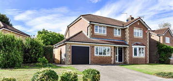 5 bed detached house for sale