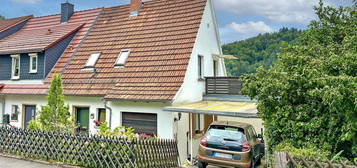 Doppelhaushälfte mit großem Garten und tollem Ausblick in attraktiver Lage von Neckargemünd