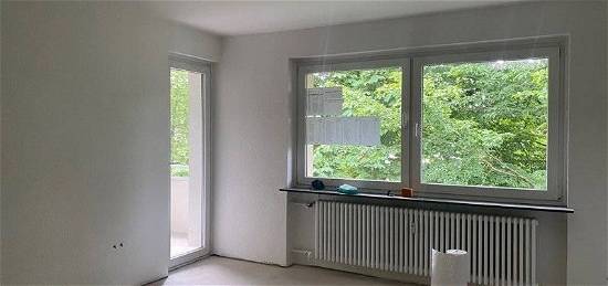 Familien willkommen - sanierte und renovierte 4-Zimmer-Wohnung mit Balkon