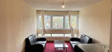 2 bedroom maisonette to rent