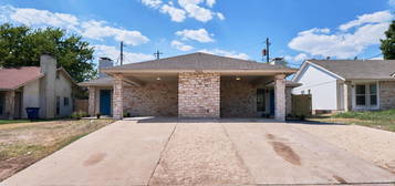 902 Fieldwood Dr #A, Austin, TX 78758