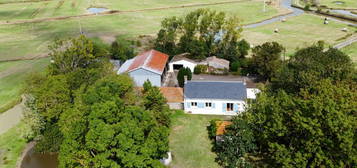 Maison  à vendre, 3 pièces, 2 chambres, 111 m²