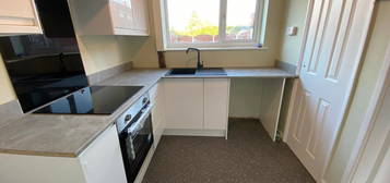 Property to rent in Burns Road, Balby, Doncaster DN4