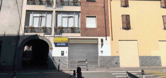 Bilocale all'asta in via Vittorio Veneto, 58