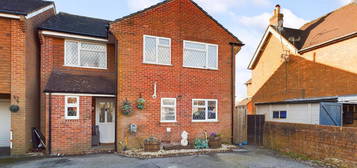 4 bed detached house for sale