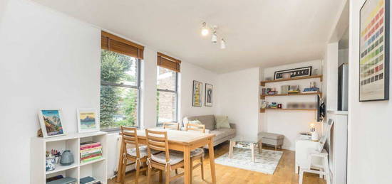 Flat for sale in Upper Lismore Walk, London N1