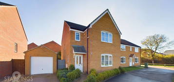 3 bed detached house for sale