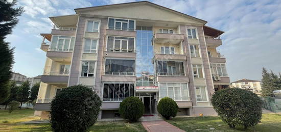 Remax Çakra'dan Cumhuriyet Mah. Satılık 130m2 3+1 Yüksek Giriş