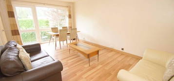 Flat to rent in Slaid Hill Court, Alwoodley, Leeds LS17