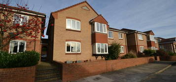 2 bedroom ground floor flat