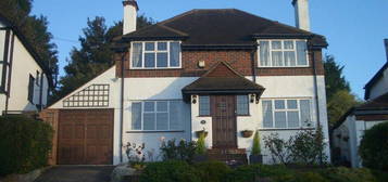 3 bed detached house to rent