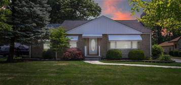 4180 Avery Rd, Hilliard, OH 43026