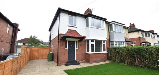 3 bed semi-detached house for sale