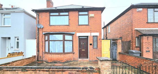 3 bed detached house for sale