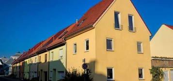 2-Familienhaus mit Garage