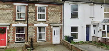 Terraced house to rent in Upper Fant Road, Maidstone, Kent ME16