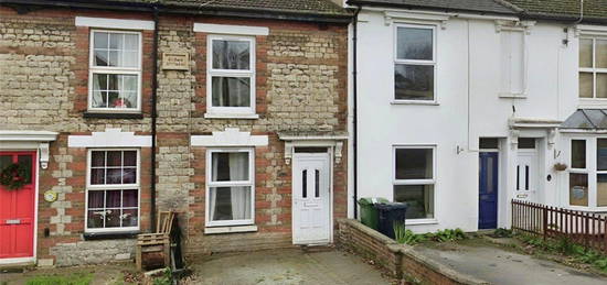 Terraced house to rent in Upper Fant Road, Maidstone, Kent ME16