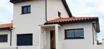 Villa 4 pièces 100 m²