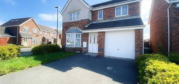 4 bedroom detached house to rent