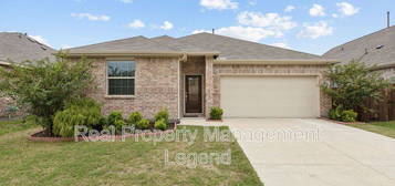 3803 Thomas Plains Dr, Heartland, TX 75126