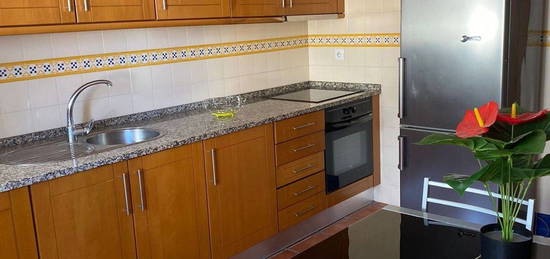 Arrendamento de Apartamento T2 ,   Aveiro, 3840