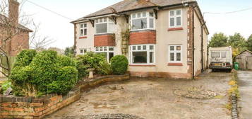 4 bed semi-detached house for sale