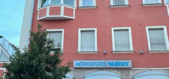 3 Zi-Wohnung 100 qm Bahnhofstraße , neu renoviert, ab sofort