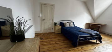 3 bed shared accommodation to rent