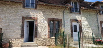 F2 Meublé- GURCY LE CHATEL - 47.66 m²