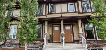 339 W Viscount Dr #305, Red Deer, AB T4R 0S2