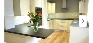 Studio to rent in Margaret Street, Beaumaris LL58